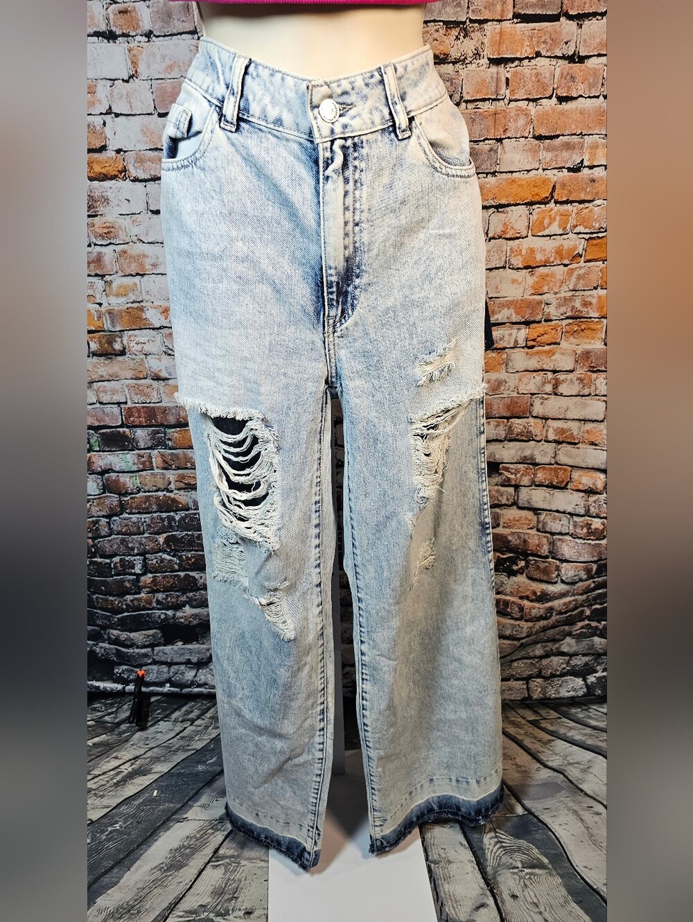 Litz By Uniq Distressed Wide Leg Open Side Seam Jeans Size 29